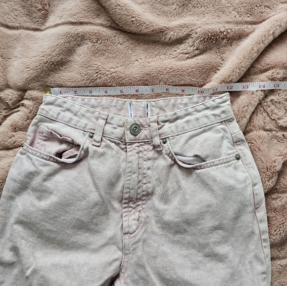 Urban Outfitters Size 24 BDG pink Light Wash Jeans - Picture 6 of 7